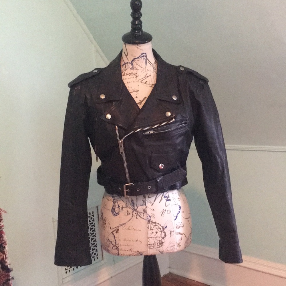 90s throwback! 100% Leather Biker Jacket